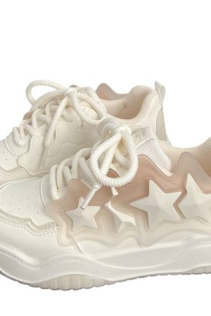 Cute Everyday Outfits, Outfit Inspo Casual Pastel Aesthetic Star Sneakers