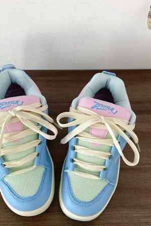 Cute Everyday Outfits, Outfit Inspo Casual Pastel Candy Skater Sneakers