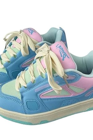 Cute Everyday Outfits, Outfit Inspo Casual Pastel Candy Skater Sneakers