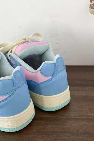 Cute Everyday Outfits, Outfit Inspo Casual Pastel Candy Skater Sneakers