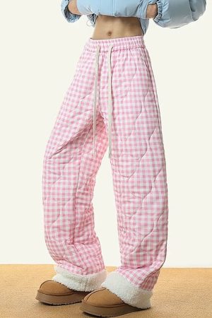 Cute Everyday Outfits, Outfit Inspo Casual Pastel Checkered Puffer Pants