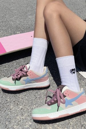 Cute Everyday Outfits, Outfit Inspo Casual Pastel Color Block Star Sneakers