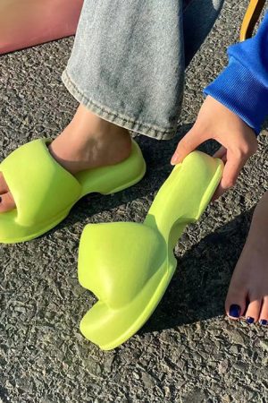 Cute Everyday Outfits, Outfit Inspo Casual Pastel Foam Street Slippers