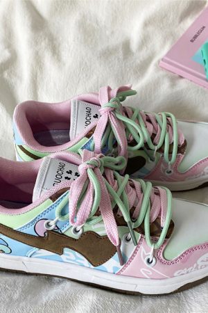 Cute Everyday Outfits, Outfit Inspo Casual Pastel Heart Aesthetic Sneakers