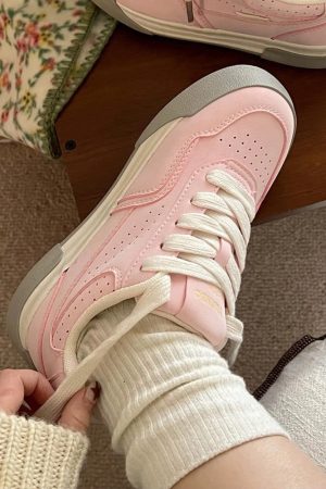 Cute Everyday Outfits, Outfit Inspo Casual Pastel Pink Aesthetic Sneakers