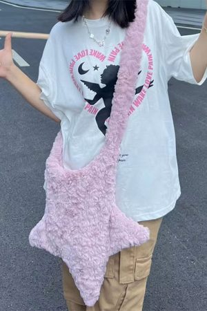 Cute Everyday Outfits, Outfit Inspo Casual Pastel Star-Shaped Fuzzy Bag