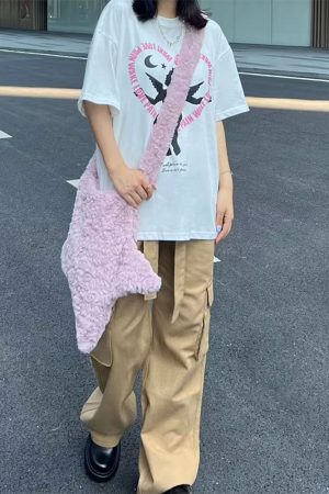 Cute Everyday Outfits, Outfit Inspo Casual Pastel Star-Shaped Fuzzy Bag