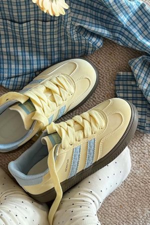 Cute Everyday Outfits, Outfit Inspo Casual Pastel Yellow & Blue Stripe Sneakers