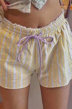 Cute Everyday Outfits, Outfit Inspo Casual Pastel Yellow & Pink Pinstripe Shorts