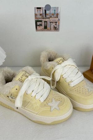 Cute Everyday Outfits, Outfit Inspo Casual Pastel Yellow Star Fur-Lined Sneakers