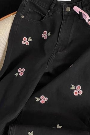 Cute Everyday Outfits, Outfit Inspo Casual Pink Rose Embroidery Wide Leg Pants