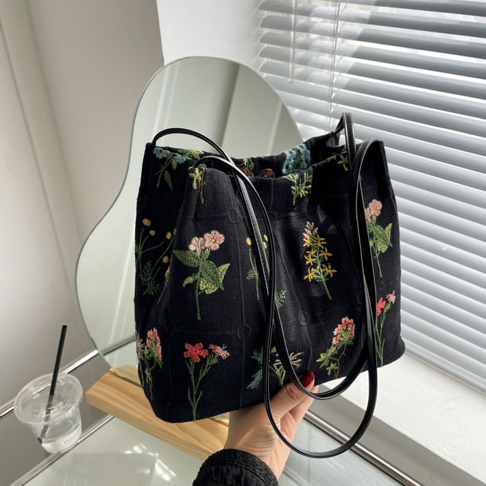 Cute Everyday Outfits, Outfit Inspo Casual Plant Mom Aesthetic Flower Embroidery Bag Cute Everyday Outfits, Outfit Inspo Casual Plant Mom Aesthetic Flower Embroidery Bag