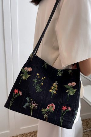 Cute Everyday Outfits, Outfit Inspo Casual Plant Mom Aesthetic Flower Embroidery Bag