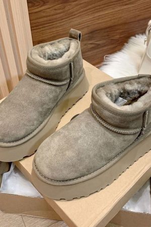 Cute Everyday Outfits, Outfit Inspo Casual Platform Sheepskin Boot