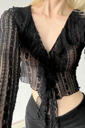 Cute Everyday Outfits, Outfit Inspo Casual Portrait Mode Ruffle Lace Top
