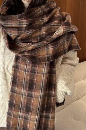 Cute Everyday Outfits, Outfit Inspo Casual Preppy Aesthetic Plaid Scarf
