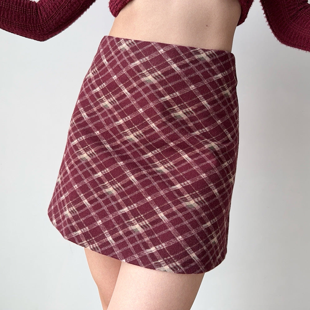 Cute Everyday Outfits, Outfit Inspo Casual Preppy Burgundy Plaid Mini Skirt Cute Everyday Outfits, Outfit Inspo Casual Preppy Burgundy Plaid Mini Skirt
