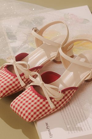 Cute Everyday Outfits, Outfit Inspo Casual Preppy Gingham Bow Sandals