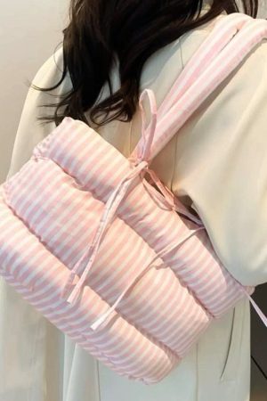 Cute Everyday Outfits, Outfit Inspo Casual Puffer Striped Shoulder Bag