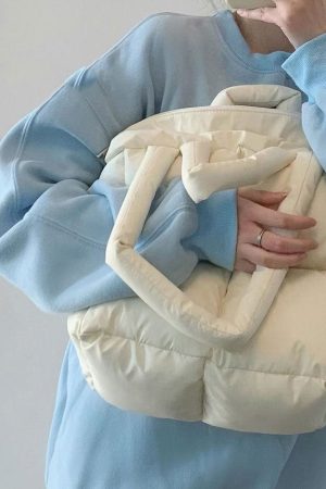 Cute Everyday Outfits, Outfit Inspo Casual Puffy Shoulder Bag