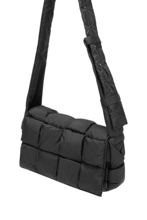 Cute Everyday Outfits, Outfit Inspo Casual Rectangular Padded Crossbody Bag