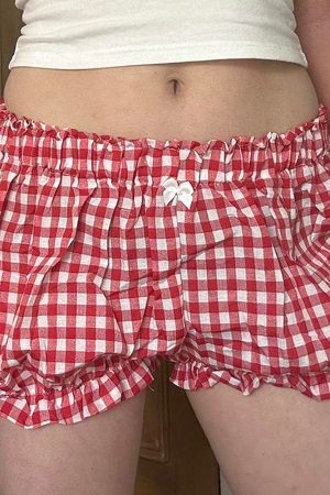 Cute Everyday Outfits, Outfit Inspo Casual Red Gingham Picnic Shorts