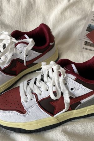 Cute Everyday Outfits, Outfit Inspo Casual Red & Grey Shooting Star Sneakers