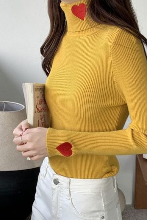 Cute Everyday Outfits, Outfit Inspo Casual Red Heart Embroidery Turtleneck Jumper