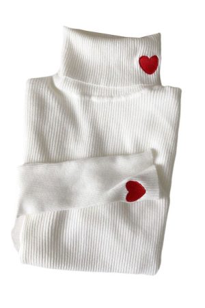 Cute Everyday Outfits, Outfit Inspo Casual Red Heart Embroidery Turtleneck Jumper