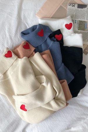 Cute Everyday Outfits, Outfit Inspo Casual Red Heart Embroidery Turtleneck Jumper