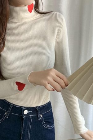 Cute Everyday Outfits, Outfit Inspo Casual Red Heart Embroidery Turtleneck Jumper