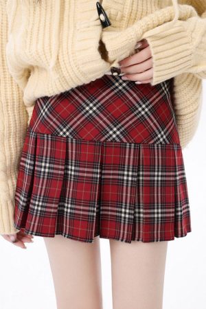 Cute Everyday Outfits, Outfit Inspo Casual Red Plaid Grunge Pleated Skirt