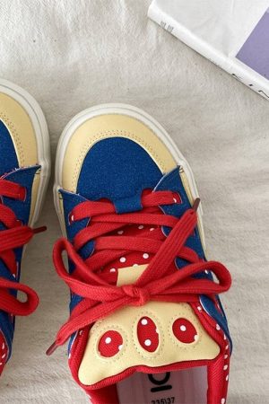 Cute Everyday Outfits, Outfit Inspo Casual Red Polka Dot Skater Sneakers