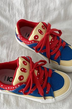 Cute Everyday Outfits, Outfit Inspo Casual Red Polka Dot Skater Sneakers