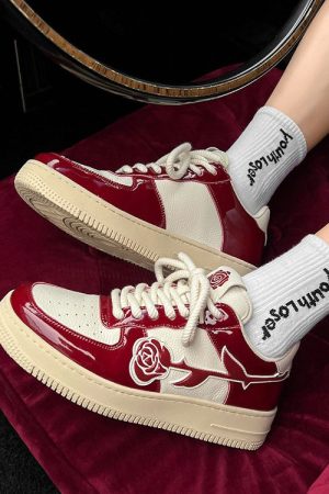 Cute Everyday Outfits, Outfit Inspo Casual Red Rose Aesthetic Sneakers