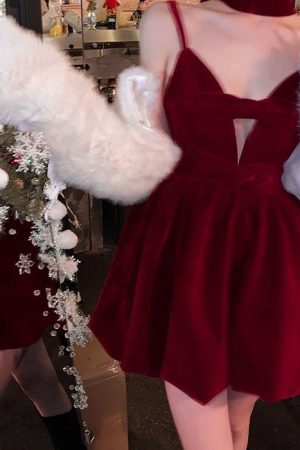 Cute Everyday Outfits, Outfit Inspo Casual Red Velvet Halter Dress