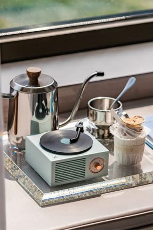 Cute Everyday Outfits, Outfit Inspo Casual Retro Vinyl Player Bluetooth Speaker