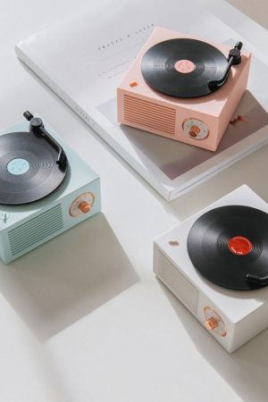 Cute Everyday Outfits, Outfit Inspo Casual Retro Vinyl Player Bluetooth Speaker