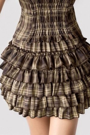 Cute Everyday Outfits, Outfit Inspo Casual Ruffle Tiered Plaid Mini Skirt