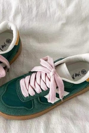 Cute Everyday Outfits, Outfit Inspo Casual Saturday School Sneakers in Green