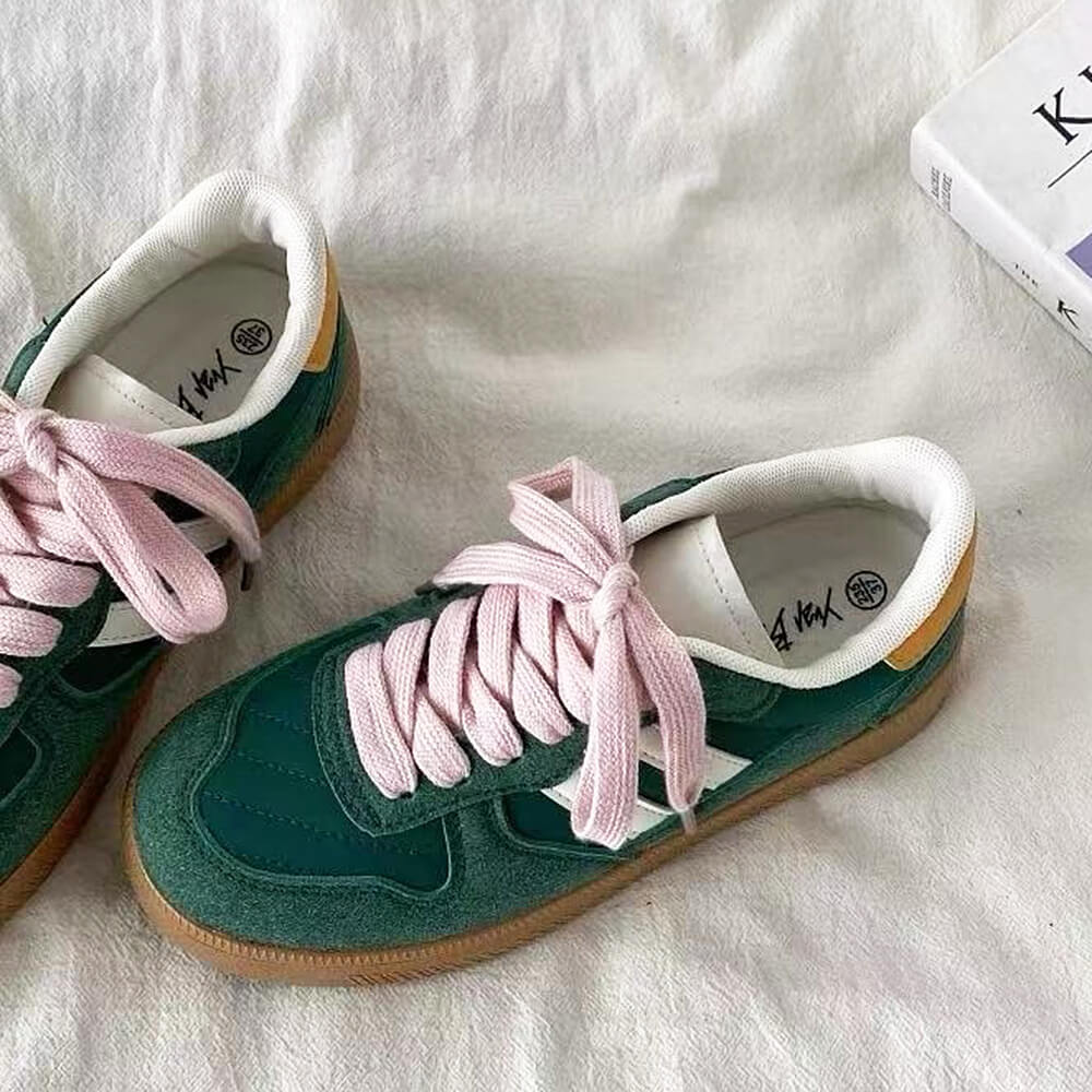Cute Everyday Outfits, Outfit Inspo Casual Saturday School Sneakers in Green Cute Everyday Outfits, Outfit Inspo Casual Saturday School Sneakers in Green