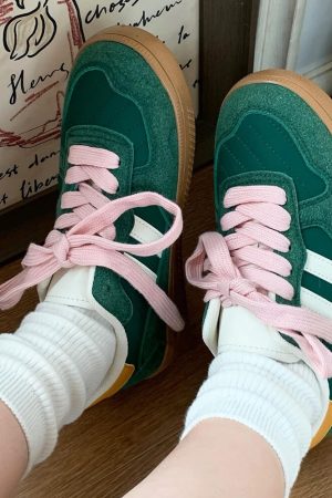 Cute Everyday Outfits, Outfit Inspo Casual Saturday School Sneakers in Green