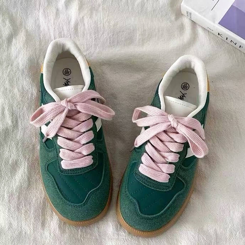 Cute Everyday Outfits, Outfit Inspo Casual Saturday School Sneakers in Green Cute Everyday Outfits, Outfit Inspo Casual Saturday School Sneakers in Green