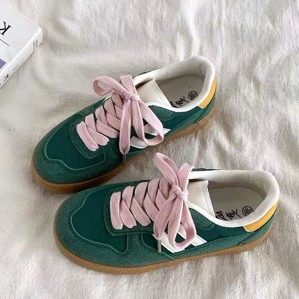 Cute Everyday Outfits, Outfit Inspo Casual Saturday School Sneakers in Green Cute Everyday Outfits, Outfit Inspo Casual Saturday School Sneakers in Green