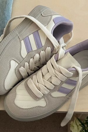 Cute Everyday Outfits, Outfit Inspo Casual Saturday School Sneakers in Lavender