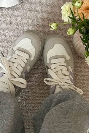 Cute Everyday Outfits, Outfit Inspo Casual Saturday School Sneakers in Lavender