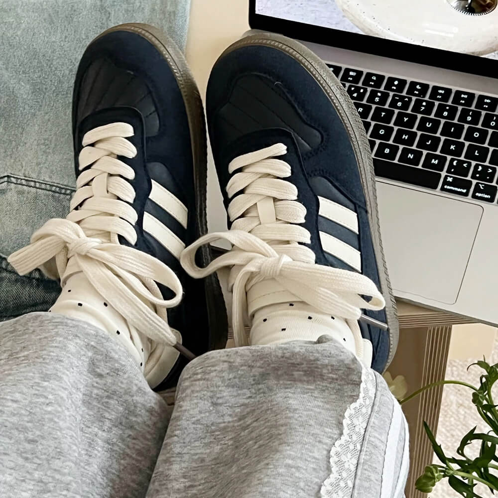 Cute Everyday Outfits, Outfit Inspo Casual Saturday School Sneakers in Navy Cute Everyday Outfits, Outfit Inspo Casual Saturday School Sneakers in Navy