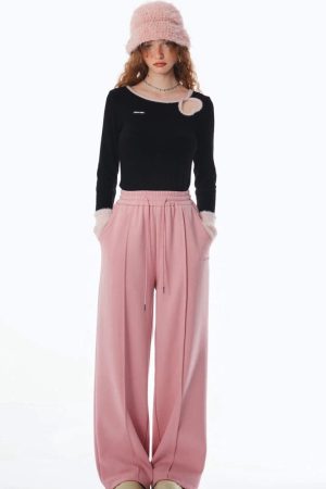 Cute Everyday Outfits, Outfit Inspo Casual Secret Crush Heart Cutout Top