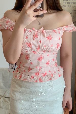 Cute Everyday Outfits, Outfit Inspo Casual Secret Garden Milkmaid Top