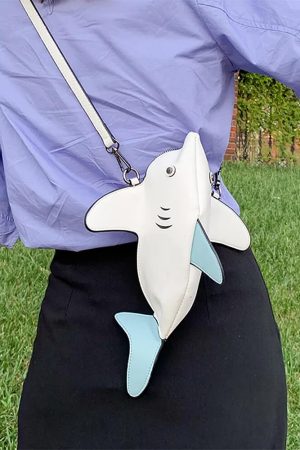 Cute Everyday Outfits, Outfit Inspo Casual Shark-Shaped Crossbody Bag